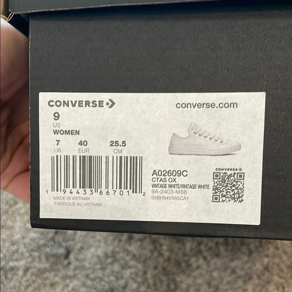 NEW Converse All-Star Low Sneakers - Picture 9 of 12